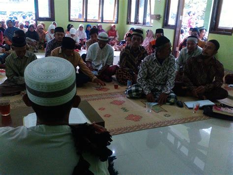 Pengajian Ahad Kliwon Riyadhul Quran Pesantren Riyadhul Quran