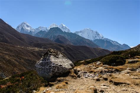 Premium Photo | Trekking in nepal, himalayas