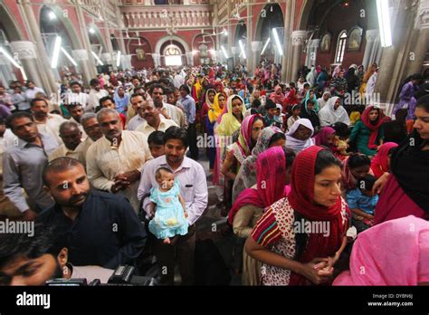 Lahore Pakistan Th Apr Pakistani Christians Attend A Palm