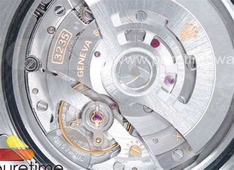 SA3235 vs A3235 | Replica Watch Info