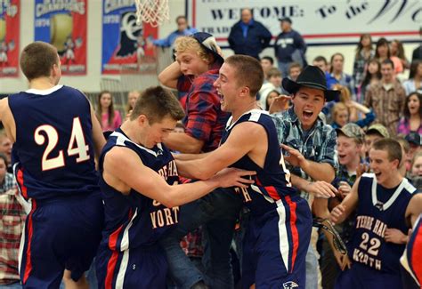 Terre Haute North's strong fourth quarter subdues 'scrappy' West Vigo | Local High School Sports ...