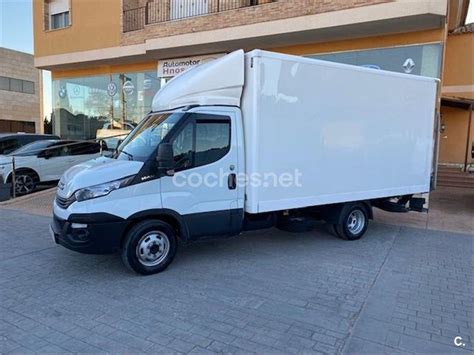 IVECO DAILY 35C14 CAJA CERRADA CON PLATAFORMA ELEVADORA 2019 29 500