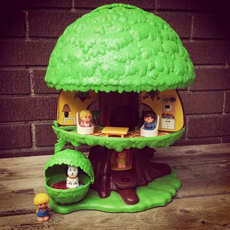 The Hydeout: Vintage Toys