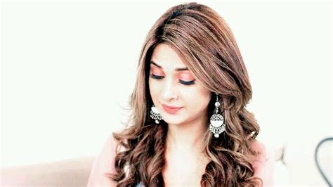 Pin By Aneta Stamenkovic On Jennifer Winget Beautiful Italian Women