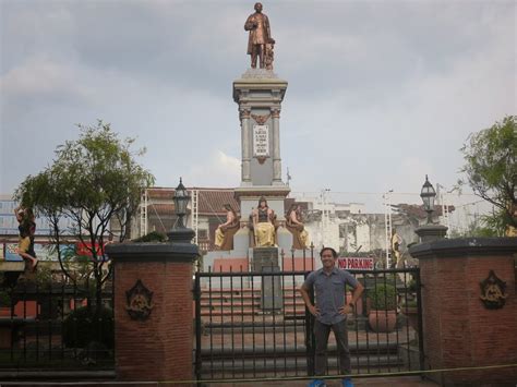 Rizal In Binan Laguna Dr Jose Rizal Monuments