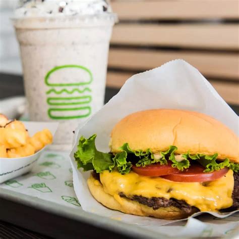 1 月 24 日在上海新天地开业的 Shake Shack 究竟是什么来头？ 品牌故事 品牌星球brandstar