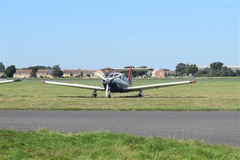 F GRUT Piper PA 28 Turbo Arrow IV Lee On Solent Graham Tiller Flickr