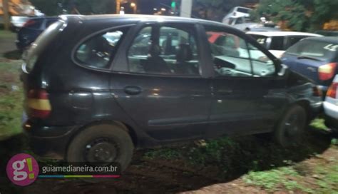 Medianeira Sem Cnh Motorista Tenta Fugir De Abordagem E Acaba Detido