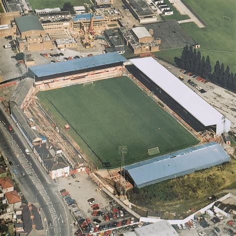 Racecourse Grounds - old pics : r/WrexhamAFC