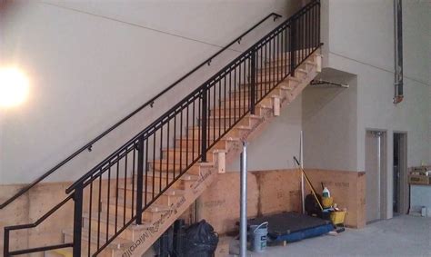 Why Choose Aluminum Handrails for Stairs, Both Indoors and Outdoors