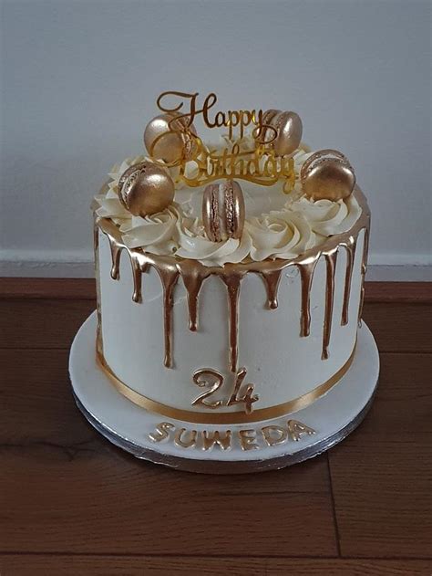 Gold White Cake Decorated Cake By Cake Rotterdam Cakesdecor