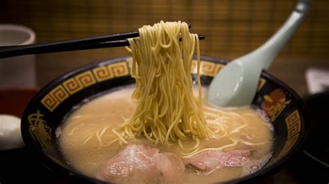 Its Okay To Slurp Noodles Loudly In Japan But You Dont Have To