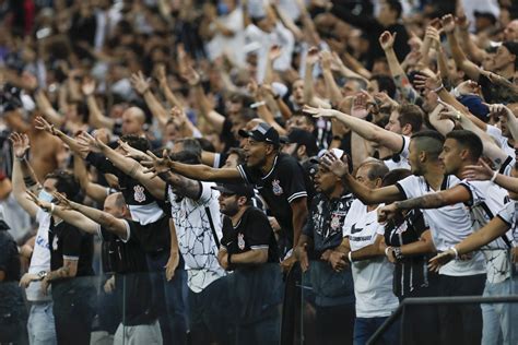 Corinthians divulga informações sobre venda de ingressos para jogo