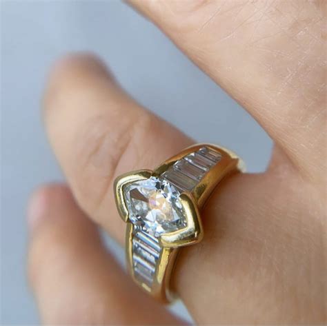 17 Attractive Vintage Diamond Rings - The Glossychic