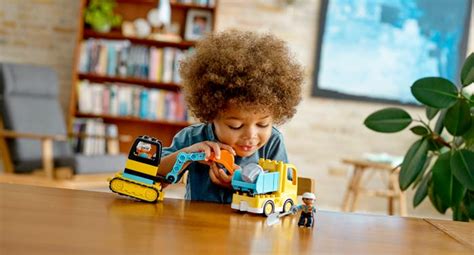 8 Best LEGO® Construction Vehicle Toys for Kids | Official LEGO® Shop DE