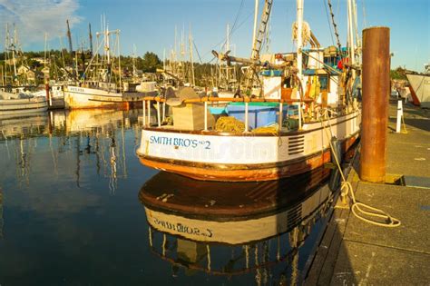 Newport Oregon Usa June Port Of Newport Fishing Boats