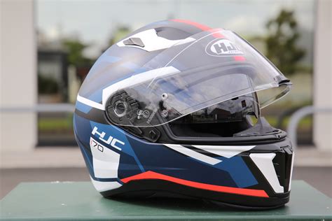 HJC i70 Helmet – Product Review - Bike Rider Magazine