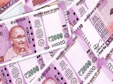 2000 Notes Update Rbi Says Total 9760 Crore Rupees Still In Market