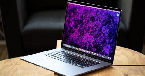MacBook Pro 14″ выйдет не раньше 2021 года