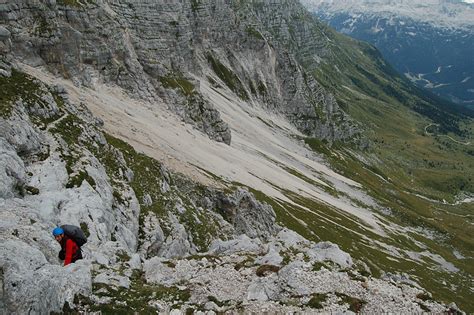 Blick in Südwand des Jof di Montasio Fotos hikr org