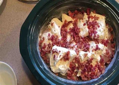 Crock Pot Cheesy Bacon Ranch Chicken Recipe