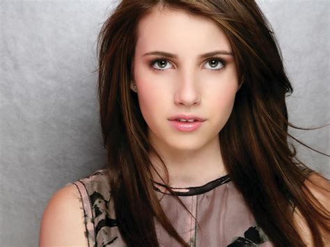 Ceelebrities Emma Roberts Hot Pictures And Photos