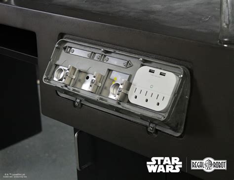 Customized Han Carbonite Desk Regal Robot