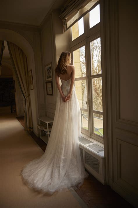 Selling Your Dress in Any Condition | Kleinfeld Blog