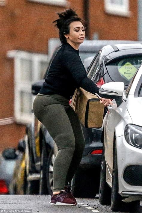 Lauren Goodger Showcases Her Incredibly Pert Posterior Daily Mail Online