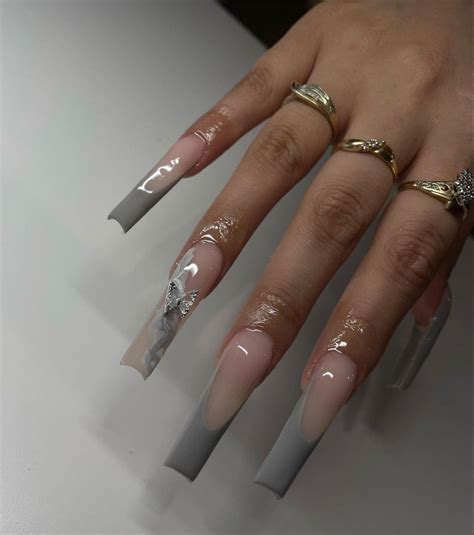 Pin By P S On C M S Unique Acrylic Nails