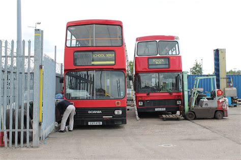 The Circle Of London Sullivan Buses South Mimms Garage SM