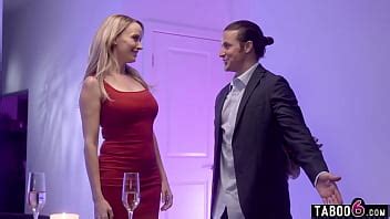 Taboo Soir E Rendez Vous Avec Son Beau Fils Milf Belle M Re Aux Gros Seins Pristine Edge