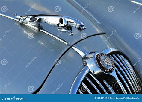 An Old Jaguar Car Symbol Editorial Photography - Image: 18583127