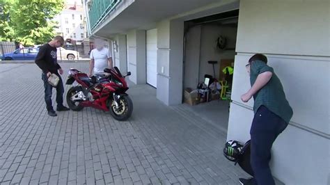 Sprzedawał kradziony motocykl Nie wiedział że kupcami są dziennikarze