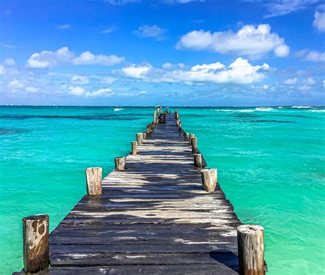 Private Cancun & Playa del Carmen Tour with a tour guide and vehicle