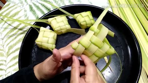 Tutorial Cara Mudah Menganyam Ketupat Daun Kelapa Youtube