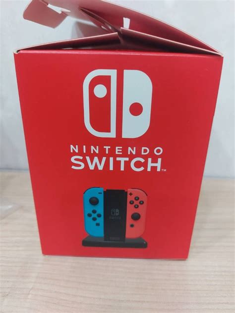 【nintendo 任天堂】二手 Ns Switch 原廠 四手充電座 Nsw 003 左右手把充電器 Joy Con 電玩遊戲相關 主機