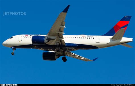 N121DU | Airbus A220-171 | Delta Air Lines | Donald E Moore | JetPhotos