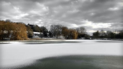 Frozen Lake of Winter Hall | Scenic Photo Art