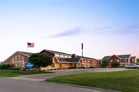 AmericInn by Wyndham Sauk Centre | Sauk Centre, MN Hotels