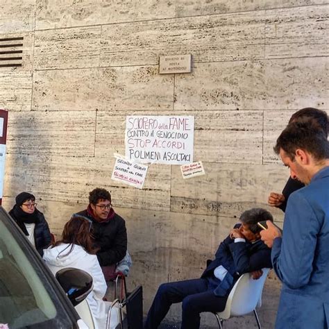 Roma I Vertici Della Sapienza A Colloquio Con Gli Studenti Ancora In