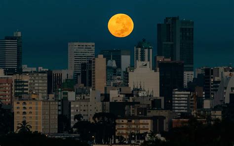 Mays Full Flower Moon Will Be The Last Supermoon Of 2020 [photos]