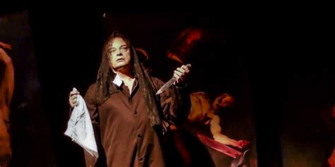 Un Prete Gay Racconta La Sua Storia