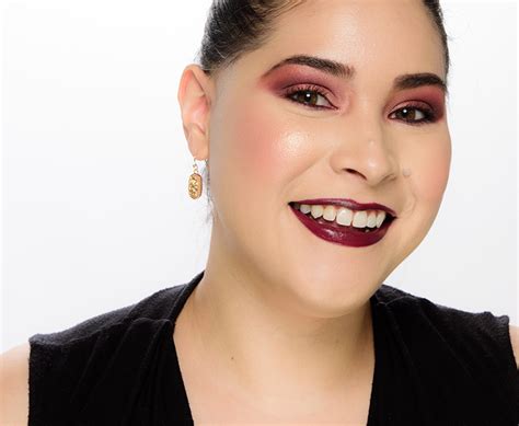 Urban Decay Naked Cherry Eyeshadow Palette Review Swatches