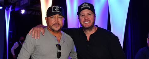 Exclusive Jason Aldean And The Songwriters Of Try That In A Small