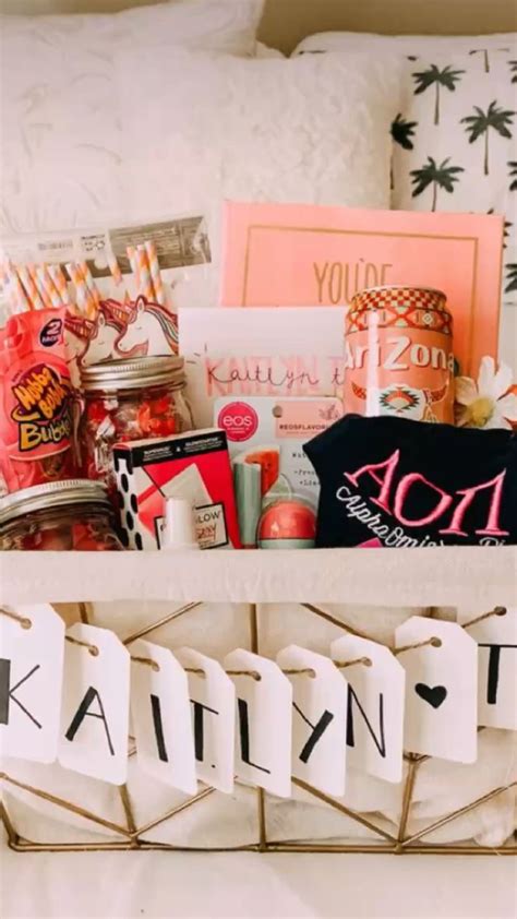 Preppy Gift Basket En 2022