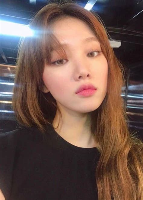 Lee Sung Kyung Height Weight Age Body Statistics Healthy Celeb