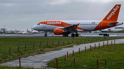 Portugal Atterrissage d urgence d un avion d EasyJet à destination du