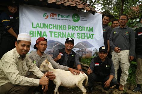 Zakat Dapat Mengurangi Kemiskinan Di Indonesia Suara Nasional