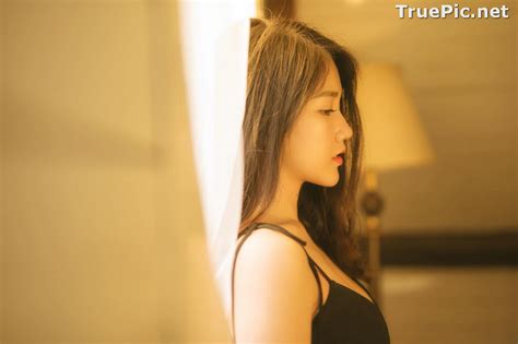 Vietnamese Hot Girl Nguyen Hoang Kieu Trinh My Black Angel